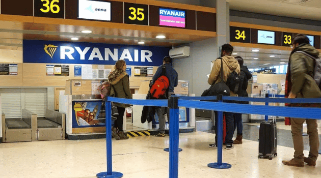 Cabinepersoneel Ryanair Spanje dreigt met stakingen