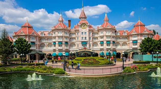 Het Disneyland Hotel heropent in nieuw jasje