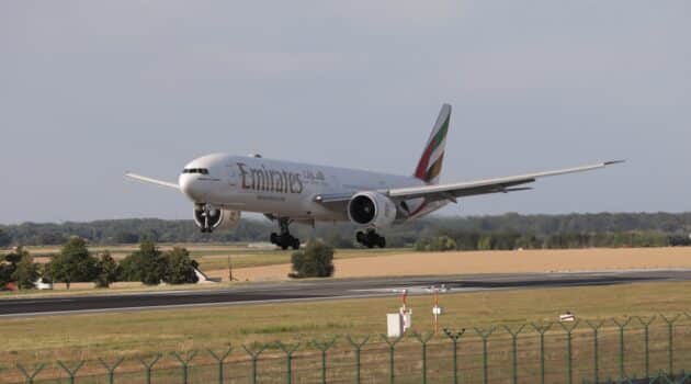 Emirates propose la première assurance voyage couvrant les incidents liés aux conflits
